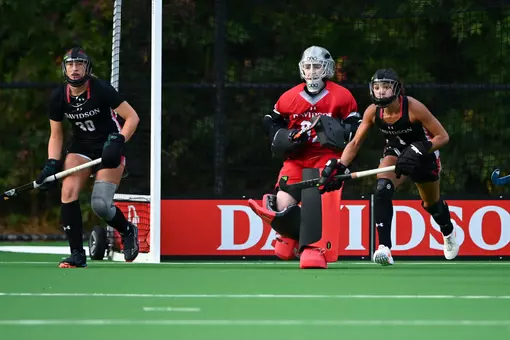 Davidson takes on Richmond in A-10 field hockey action at the Carol Grotnes Belk Turf Field on Friday, October 10, 2025 in Davidson, North Carolina. Credit - Tim Cowie/DavidsonPhotos.com @tjcowie