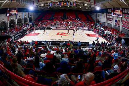 Davidson takes on NC State in non-conference women’s basketball action at Belk Arena on Sunday, December 21, 2025 in Davidson, North Carolina. Credit - Tim Cowie/DavidsonPhotos.com @tjcowie