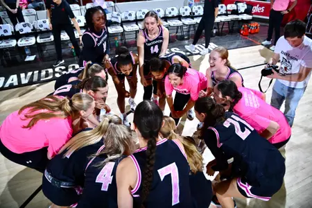 WBB Huddle vs. St. Bonaventure