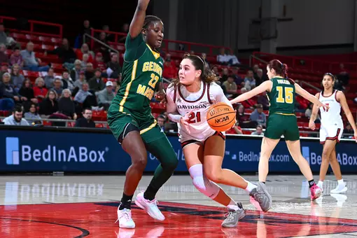 Davidson takes on George Mason in A-10 women’s basketball action at Belk Arena on Wednesday, January 28, 2026 in Davidson, North Carolina. Credit - Tim Cowie/DavidsonPhotos.com @tjcowie
