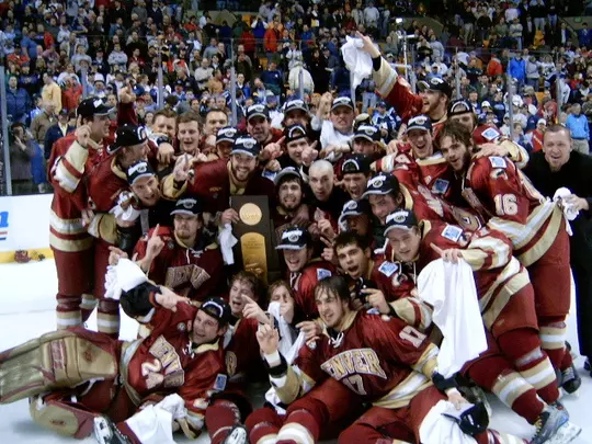 photos sports m hockey auto original 9941295 jpeg