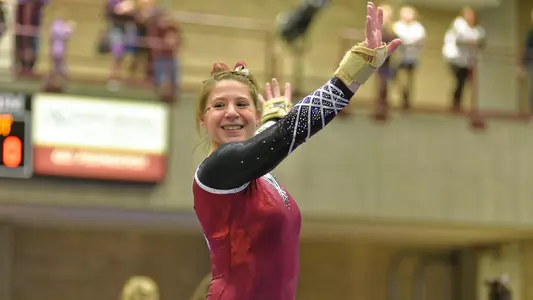 Katie Menhinick - Floor - January 23, 2016