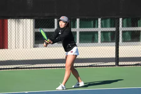 11 OCT 2021: The Denver Pioneers men’s and women’s tennis teams at Denver Tennis Park in Denver, CO. (C. Morgan Engel/Clarkson Creative Photography)