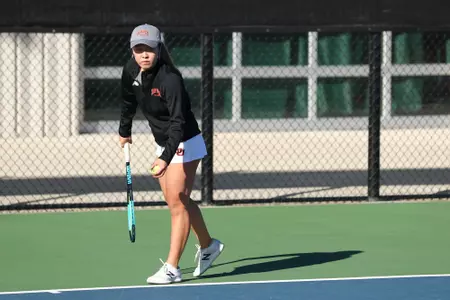 11 OCT 2021: The Denver Pioneers men’s and women’s tennis teams at Denver Tennis Park in Denver, CO. (C. Morgan Engel/Clarkson Creative Photography)
