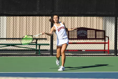 11 OCT 2021: The Denver Pioneers men’s and women’s tennis teams at Denver Tennis Park in Denver, CO. (C. Morgan Engel/Clarkson Creative Photography)