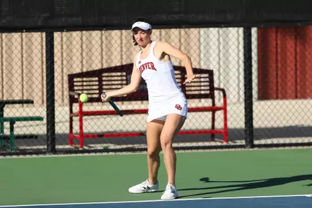 11 OCT 2021: The Denver Pioneers men’s and women’s tennis teams at Denver Tennis Park in Denver, CO. (C. Morgan Engel/Clarkson Creative Photography)