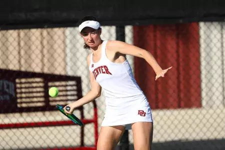11 OCT 2021: The Denver Pioneers men’s and women’s tennis teams at Denver Tennis Park in Denver, CO. (C. Morgan Engel/Clarkson Creative Photography)