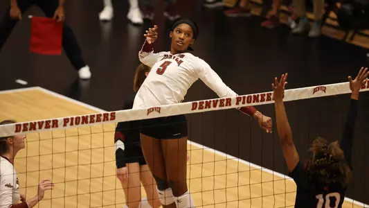 Denver Pioneers v Incarnate Word