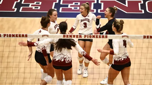 Denver Pioneers v Northern Colorado