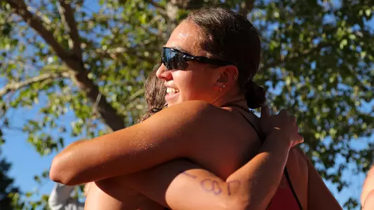 Clara Normand Oktoberfest Sprint 2022 October 24 hug team