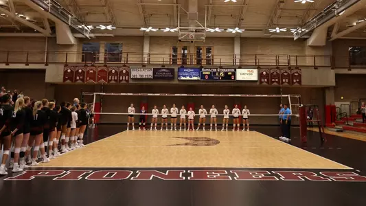 01 OCT 2022: The University of Denverâ??s womenâ??s volleyball team takes on Western Illinois at Hamilton Gymnasium in Denver, CO. Justin Tafoya/Clarkson Creative Photography