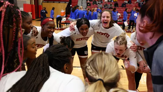 07 NOV 2022: The Denver Pioneers women?s basketball team takes on the Air Force Falcons at Hamilton Gymnasium held at the University of Denver campus in Denver, CO. (Jamie Schwaberow/Clarkson Creative Photography)