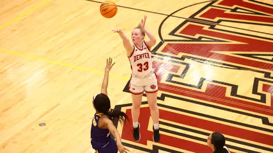 26 FEB 2022: The University of Denver womenâ??s basketball team takes on Western Illinois at Hamilton Gymnasium in Denver, CO. C. Morgan Engel/Clarkson Creative Photography