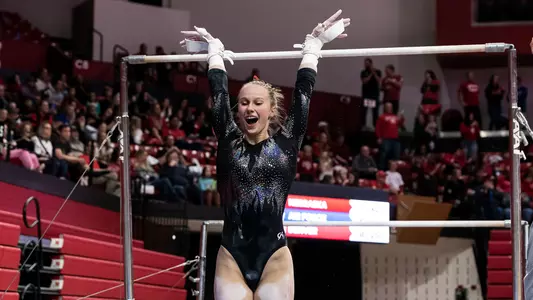 Jessica Hutchinson Bars - March 11, 2023