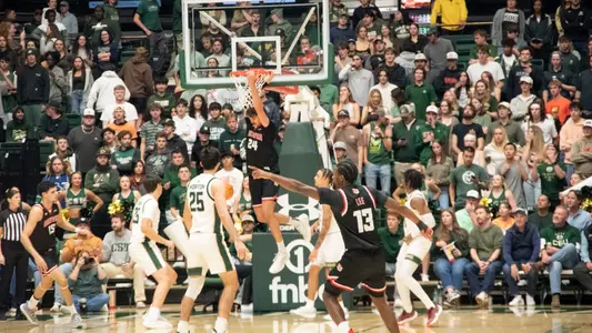 Isaiah Carr