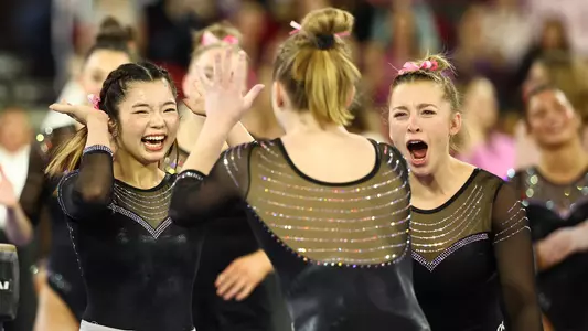 Momoko Iwai & Abbie Thompson Beam - February 4, 2024
