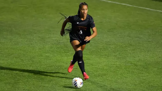 05 OCT 2023: The Denver Pioneers women’s soccer team takes on South Dakota State at the University of Denver Soccer Stadium in Denver, CO. (C. Morgan Engel/Clarkson Creative Photography)