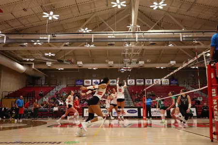 27 SEP 2025: The University of Denver women’s volleyball team takes on North Dakota at Hamilton Gymnasium in Denver, CO. Justin Tafoya/Clarkson Creative Photography