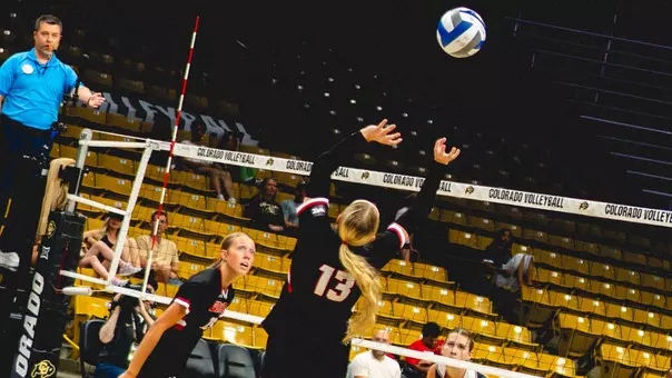 Lily Van Hal against CSUN in boulder