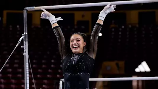 Kaitlynd Kastl Bars - February 7, 2026