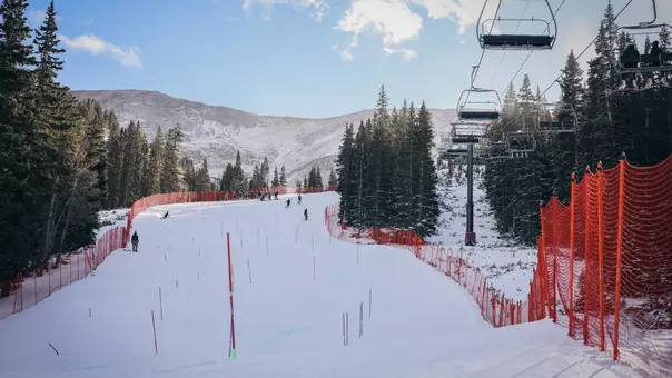 General Photo of 2025-26 slalom training and Loveland Ski Area