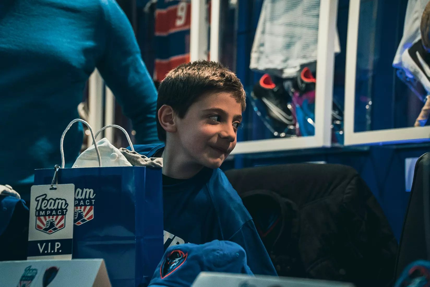 DePaul Men's Tennis welcomed Danny Esposito on April 14.