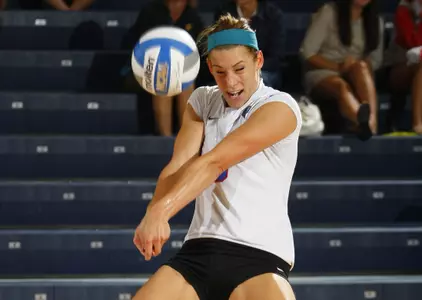 Lauren Blasi played well in the third set.