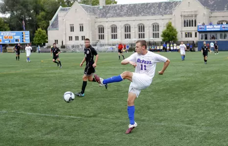Matt Leinauer heads a back line hoping to contain No. 9 Connecticut in Thursday's BIG EAST playoff game.