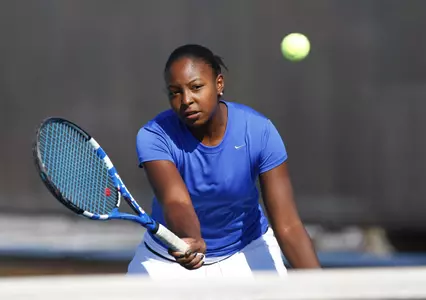Gia McKnight picked up her fifth singles win of the season on Sunday.