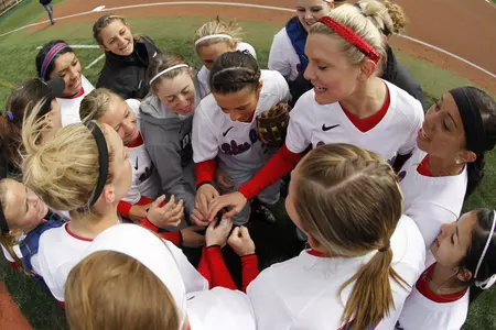 DePaul's softball program will conduct a hitting clinic on Nov. 19 and an All Skills Winter Camp on Dec. 10.