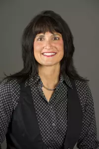 Jill Pizzotti joins the DePaul women's basketball program as an assistant coach.