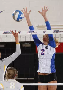 Sophomore Natalie Rizzo knocked down eight kills in just 10 total attacks for an .800 attacking percentage.