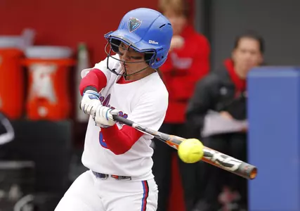 Samantha Dodd was 3-for-4 with a home run and, an RBI and two runs in a 6-3 loss to Notre Dame.