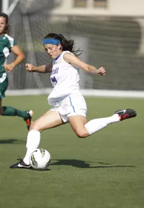 Natasa Radosavljevic had a pair of shots on goal in Friday night's 1-0 loss at Valparaiso.