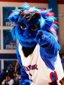 Join the Blue Demons at Maggiano's for the Tip-Off Luncheon on Tuesday, Sept. 24.