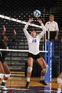 Sophomore Setter Colleen Smith ranks fifth in the BIG EAST in assists per set (10.41).