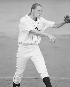 Nicole Terpstra Wondaal was 27-4 in helping lead the 1999 Blue Demons to third in the country.