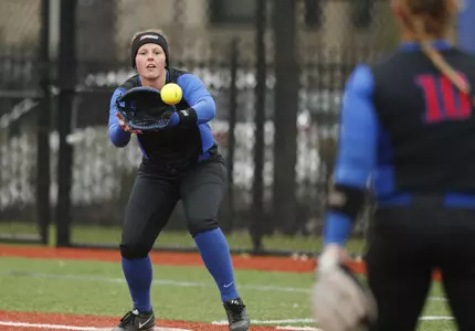 Nicole Pihl recorded a team-best 10 putouts in a 14-1 win over Georgetown on Sunday.