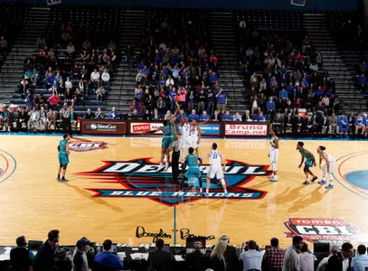 Tipoff vs. Coastal Carolina