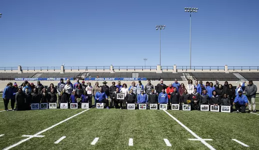 Track & Field Seniors with Parents 2018-19