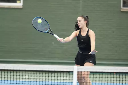 DePaul WomenÕs Tennis