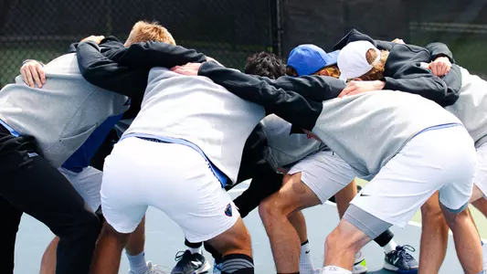MTEN huddle