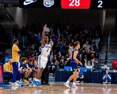 umoja gibson three-point celebration
