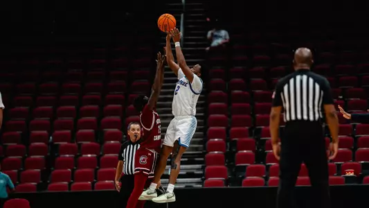 chico carter jr. shooting a three