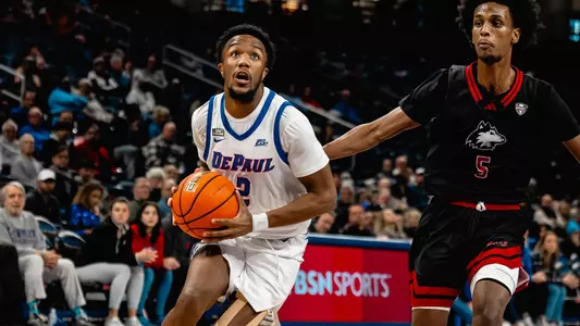 chico carter jr. pulls up for a shot