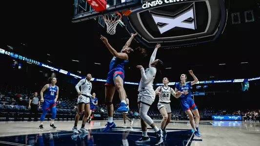Anaya Peoples Shoots a Layup