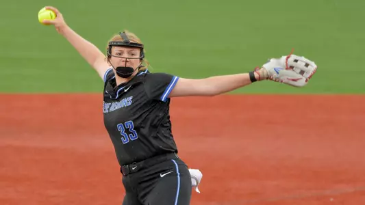Katey Pierce pitches softball