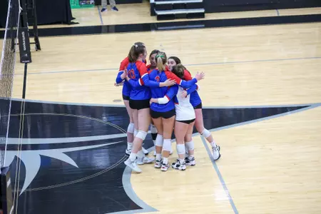 VB Team Huddle - Match Point at PC