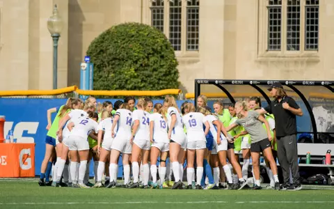 WSOC huddle