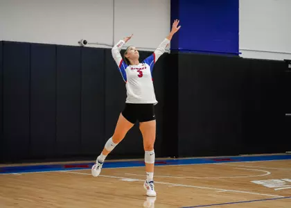 Jill Pressly serving